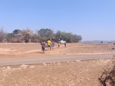 Mumbai's burgeoning water needs leave nearby villages parched; city's wasted and free supply more than Nagpur's daily need Mumbai's burgeoning water needs leave nearby villages parched; city's wasted and free supply more than Nagpur's daily need