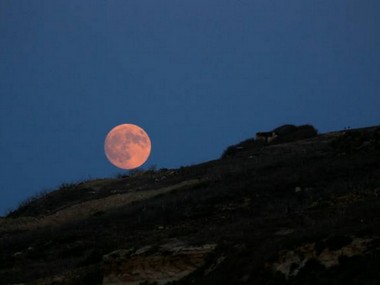Super Pink Moon 2020: How year's biggest and brightest supermoon, set for 8 April, got its name Super Pink Moon 2020: How year's biggest and brightest supermoon, set for 8 April, got its name