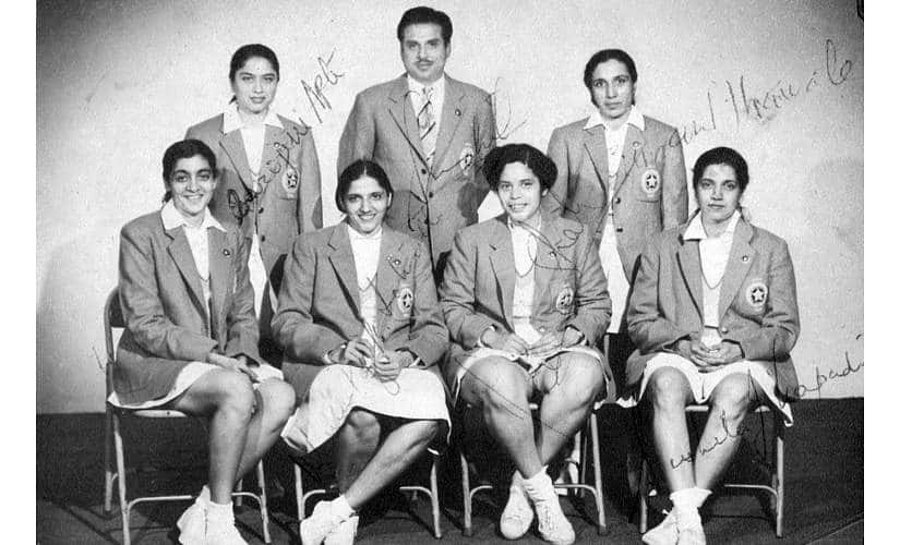 A rare autographed picture of the 1959 Uber Cup team; Suman Athavale is seen in the back row, extreme right.