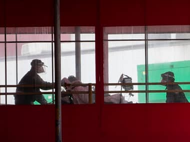 New York 'cautiously optimistic' as daily count of COVID-19 patients in ICU across state drops for first time since coronavirus outbreak