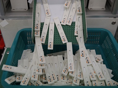 Chinese rapid antibody test kits' failure nudges India to look elsewhere; govt plans to boost self-reliance, import from other countries Chinese rapid antibody test kits' failure nudges India to look elsewhere; govt plans to boost self-reliance, import from other countries