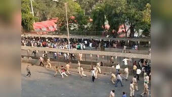 Bandra migrant workers' gathering: Politicians, media channels lend communal spin to protesters desperate to return home