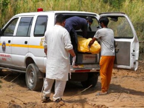 Drop in India's mortality rate despite COVID-19 seems to defy global trend; officials say fewer accidental deaths likely cause Drop in India's mortality rate despite COVID-19 seems to defy global trend; officials say fewer accidental deaths likely cause