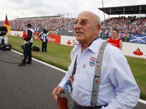 Formula 1: English racing great Stirling Moss passes away at age of 90 Formula 1: English racing great Stirling Moss passes away at age of 90