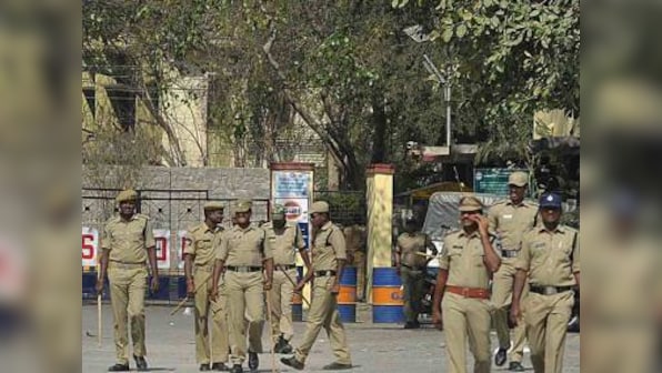 Private airline pilot, 30, robbed at gunpoint on IIT-Delhi flyover by masked men; case registered