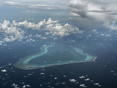 US warships enter disputed waters in the South China Sea, escalating tensions with Beijing US warships enter disputed waters in the South China Sea, escalating tensions with Beijing