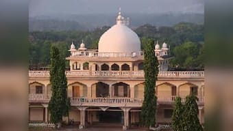 Coronavirus Outbreak: Nawayath Muslims in Karnataka's Bhatkal junk orthodoxy of Tablighi Jamaat, help authorities quarantine vulnerable, feed poor