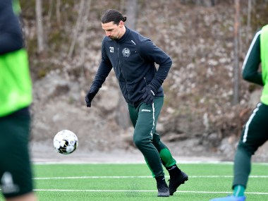 Serie A: AC Milan striker Zlatan Ibrahimovic keeps alive possibility of playing for Swedish-club Hammarby Serie A: AC Milan striker Zlatan Ibrahimovic keeps alive possibility of playing for Swedish-club Hammarby