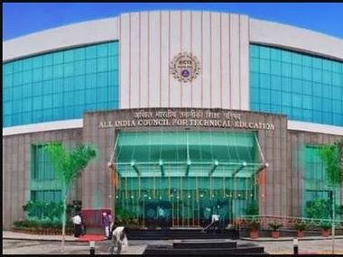 AICTE asks colleges to maintain social distancing from fake news; check official updates on www.aicte-india.org AICTE asks colleges to maintain social distancing from fake news; check official updates on www.aicte-india.org