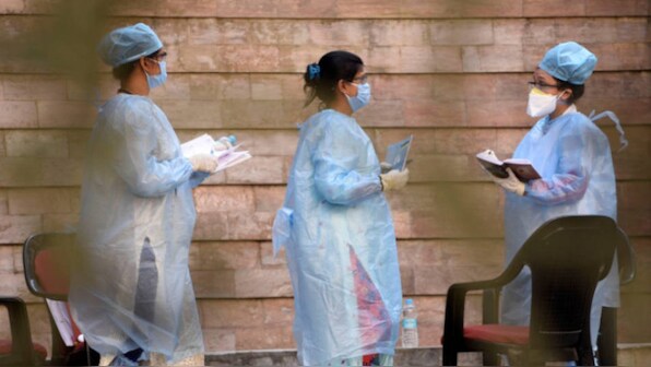Coronavirus Outbreak: Doctors rely on each other and guidelines as no cure or vaccine emerges