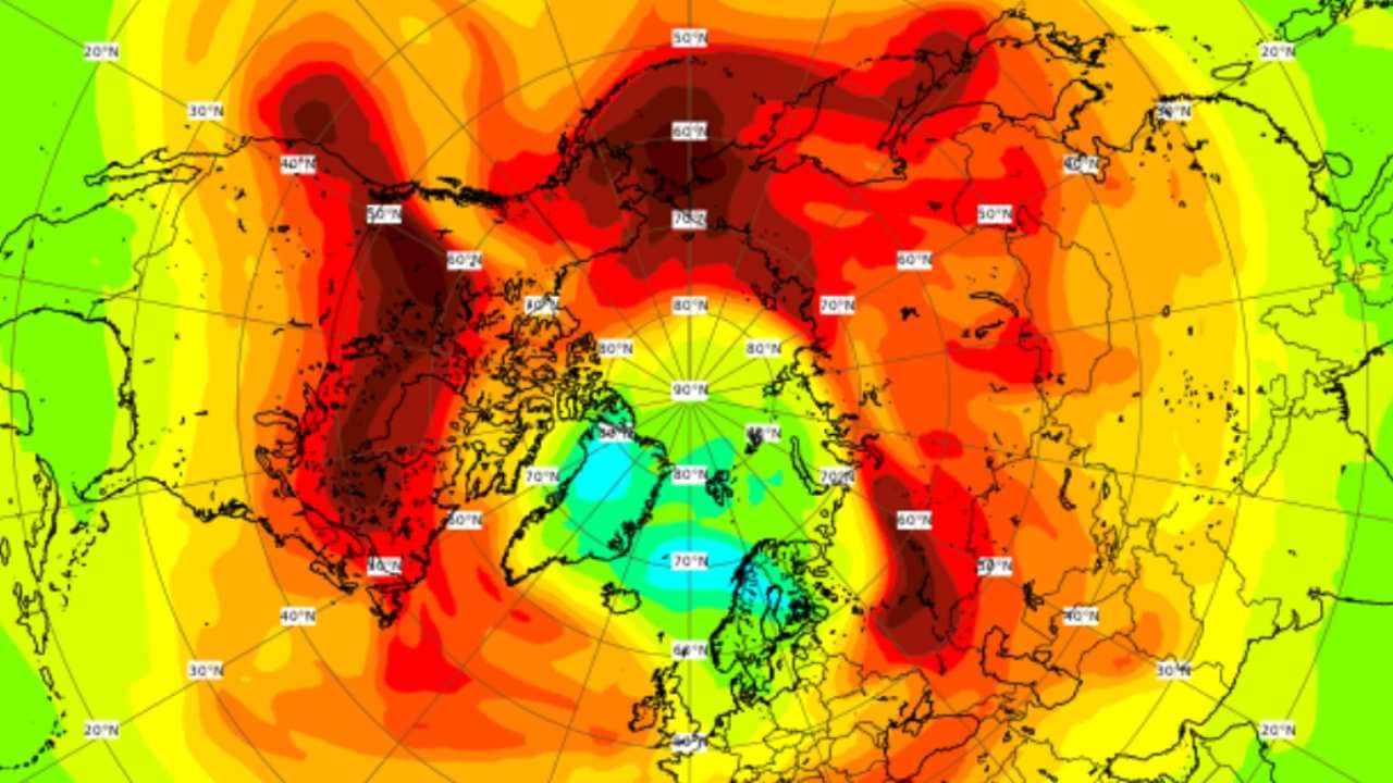 CAMS tracks a record-breaking Arctic ozone hole. Image credit: ESA