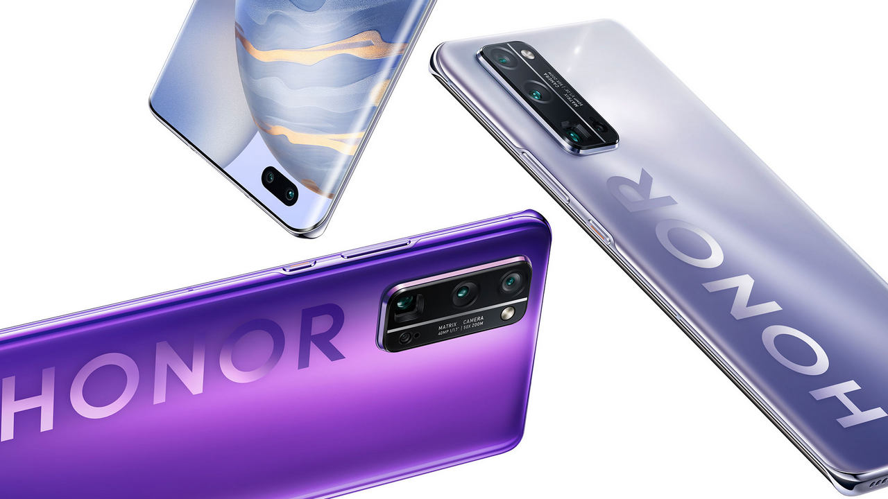 Honor 30 Pro and Plus feature a dual camera setup on the front.