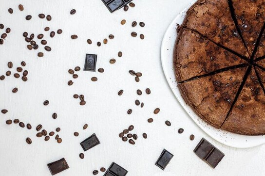 Savor the 3 ingredient Chocolate Cake at Home! Savor the 3 ingredient Chocolate Cake at Home!