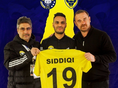 Real Kashmir FC sign full-back Kashif Siddiqi on loan from Oxford United Real Kashmir FC sign full-back Kashif Siddiqi on loan from Oxford United