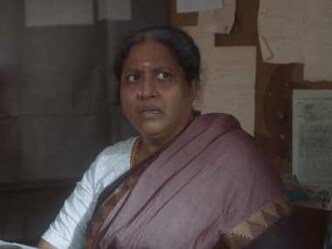 Netflix film Sethum Aayiram Pon, by debutant director Anand Ravichandran, shows how death can reunite families