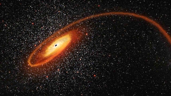 Hubble peers deep into the universe, finds 'missing link' evidence of mid-sized black hole