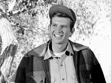 Tom Lester, best known for his performance as farmhand Ed in Green Acres, passes away aged 81 Tom Lester, best known for his performance as farmhand Ed in Green Acres, passes away aged 81