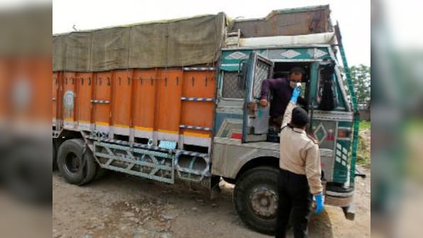 Mumbai: Two trying to intercept truck carrying 'beef' truck attacked by mob, seven detained