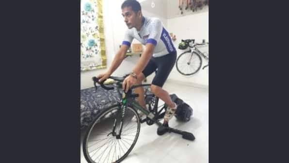 Cyclist Amit Samarth cycles indoors to raise Rs 2 lakhs for Maharashtra Police on frontline of COVID-19 crisis