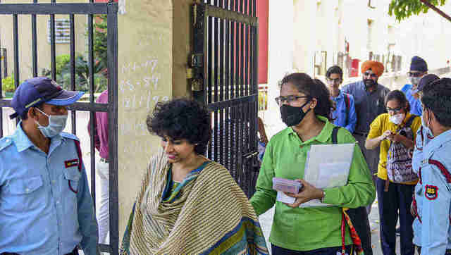 Coronavirus Outbreak Updates: Delhi govt says reports on shortage of beds 'misleading'; National Capital records 1,330 new COVID-19 cases today Coronavirus Outbreak Updates: Delhi govt says reports on shortage of beds 'misleading'; National Capital records 1,330 new COVID-19 cases today