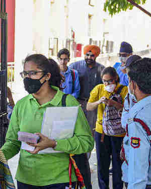 Coronavirus Outbreak Updates: Fourth positive case reported at railway headquarters in Delhi; 23 more test positive in Chandigarh Coronavirus Outbreak Updates: Fourth positive case reported at railway headquarters in Delhi; 23 more test positive in Chandigarh