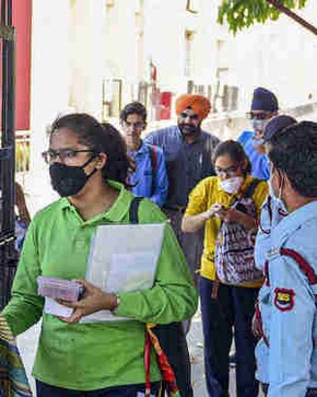 Coronavirus Outbreak Updates: Fourth positive case reported at railway headquarters in Delhi; 23 more test positive in Chandigarh Coronavirus Outbreak Updates: Fourth positive case reported at railway headquarters in Delhi; 23 more test positive in Chandigarh