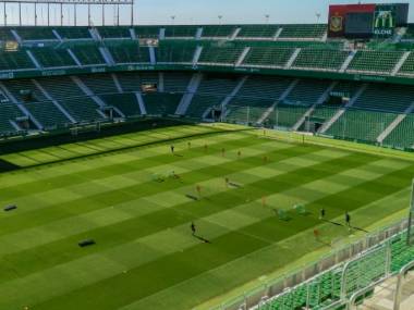 Spanish second division club Elche's players refuse to return to training in protest against reduced salaries Spanish second division club Elche's players refuse to return to training in protest against reduced salaries