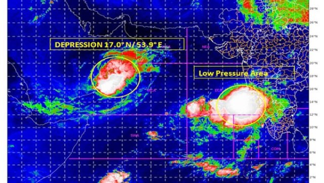 IMD says low-pressure area near western coast will develop into cyclonic storm in next two days; rainfall likely in Maharashtra, Gujarat IMD says low-pressure area near western coast will develop into cyclonic storm in next two days; rainfall likely in Maharashtra, Gujarat