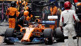 Formula 1 Mclaren S Group Revenues Down By Over 215 Million Due