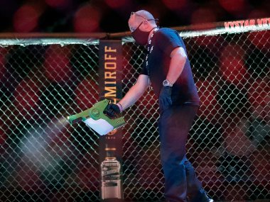 UFC's successful return could provide blueprint for other pro leagues during coronavirus pandemic UFC's successful return could provide blueprint for other pro leagues during coronavirus pandemic