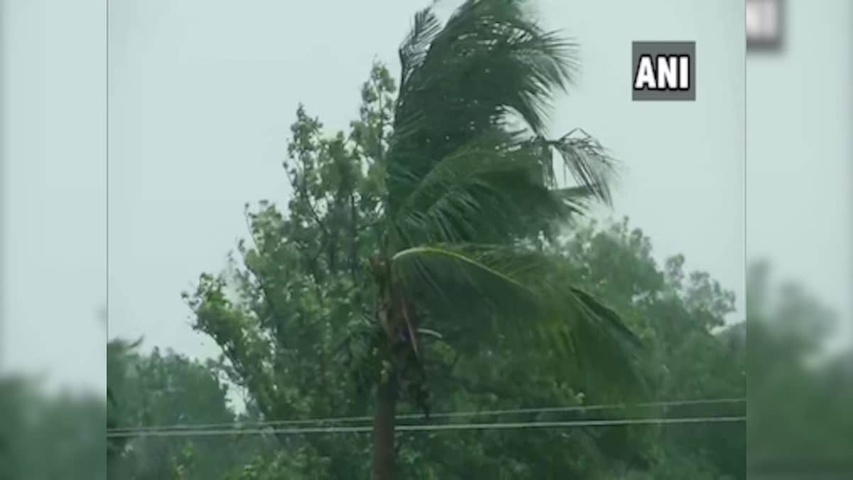 Cyclone Amphan: Heavy downpour along coastal Odisha, West Bengal as govt evacuates over 4 lakh people; cyclonic storm to make landfall near Sunderbans