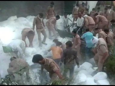 Auraiya UP Accident: 24 migrant labourers dead, 22 injured after two trucks collide; workers were travelling to Bihar, Jharkhand, Bengal Auraiya UP Accident: 24 migrant labourers dead, 22 injured after two trucks collide; workers were travelling to Bihar, Jharkhand, Bengal