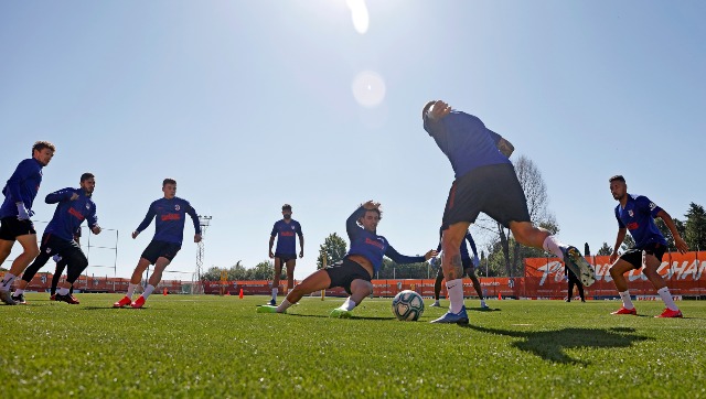 Coronavirus Outbreak: Spain's sports officials say fans might be back in football stadiums beginning next season Coronavirus Outbreak: Spain's sports officials say fans might be back in football stadiums beginning next season