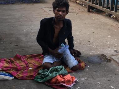 Turned away by Thane's Kalwa hospital, Bihar migrant with COVID-19 symptoms found after 2 days languishing on footpath Turned away by Thane's Kalwa hospital, Bihar migrant with COVID-19 symptoms found after 2 days languishing on footpath