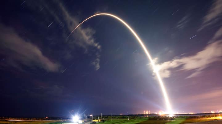 SpaceX to launch first Starlink satellites with VisorSat to block sun from reflecting off its bright parts