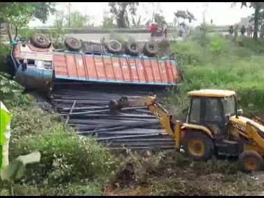 Nine migrant workers killed, several injured in truck-bus collision in Bihar's Bhagalpur, day after 12 labourers were hurt in road accident in Uttar Pradesh Nine migrant workers killed, several injured in truck-bus collision in Bihar's Bhagalpur, day after 12 labourers were hurt in road accident in Uttar Pradesh