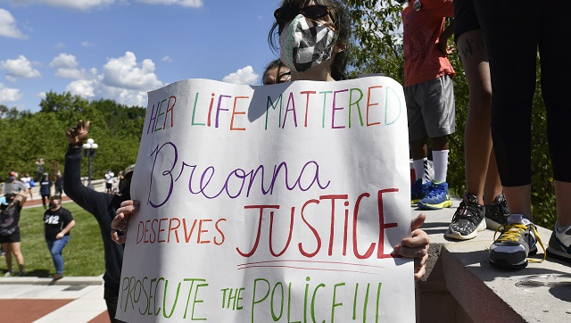 One dead after man opens fire in Kentucky park at epicentre of Breonna Taylor, George Floyd protests One dead after man opens fire in Kentucky park at epicentre of Breonna Taylor, George Floyd protests