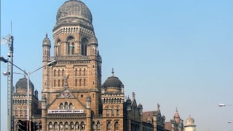 COVID-19: BMC bans New Year celebration parties, gatherings in closed or open spaces