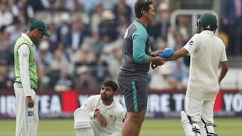 Former England captain Michael Atherton calls on ICC to allow more substitutions for injuries requiring hospital visits