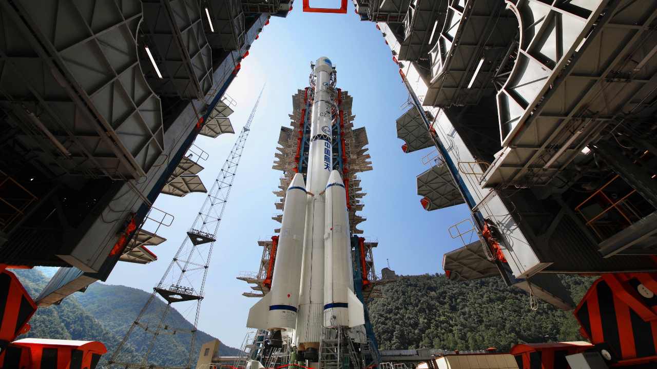 China indefinitely postpones the launch of its Beidou navigation satellite due to technical issues with its rocket China indefinitely postpones the launch of its Beidou navigation satellite due to technical issues with its rocket