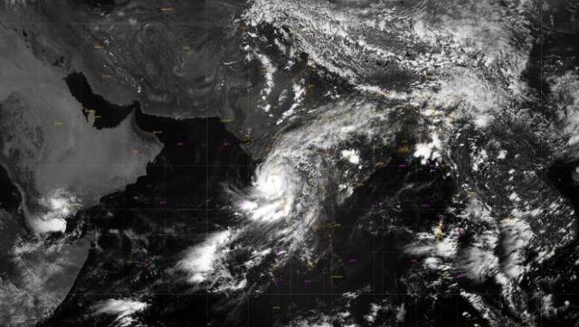 Cyclone Nisarga in Raigad: Here are the satellite images and videos of the cyclonic storm that made landfall near Maharashtra's Alibaug Cyclone Nisarga in Raigad: Here are the satellite images and videos of the cyclonic storm that made landfall near Maharashtra's Alibaug