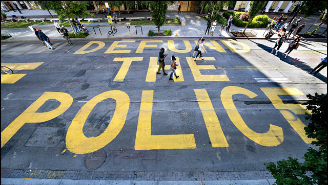 As calls mount to defund or disband police departments across the US, here's what such a process would actually entail As calls mount to defund or disband police departments across the US, here's what such a process would actually entail