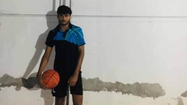 Hoop out of waste: Creativity fuels India's 15-year-old basketball international Harsh Dagar's practice during lockdown Hoop out of waste: Creativity fuels India's 15-year-old basketball international Harsh Dagar's practice during lockdown