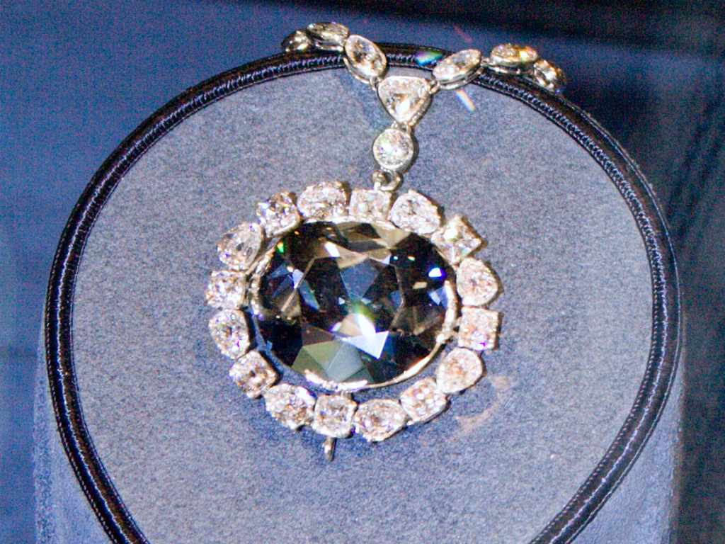 The Smithsonian's famous Hope diamond may actually have originated from more than three times deeper in the Earth than other diamonds. Image credit: WIkipedia
