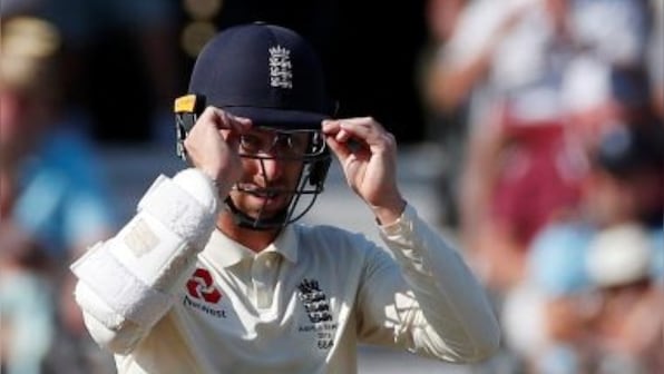 Graeme Swann says spinners Jack Leach and Dom Bess need to be patient during India Test series