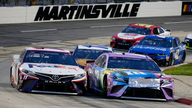 NASCAR drivers Jimmie Johnson, Bubba Wallace drop helmet designer over company's opposition to Confederate flag ban NASCAR drivers Jimmie Johnson, Bubba Wallace drop helmet designer over company's opposition to Confederate flag ban
