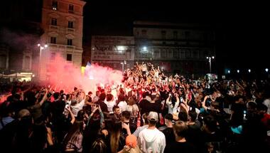 Coppa Italia: Health authorities slam ‘reckless’ Napoli fans for pouring into streets to celebrate victory over Juventus