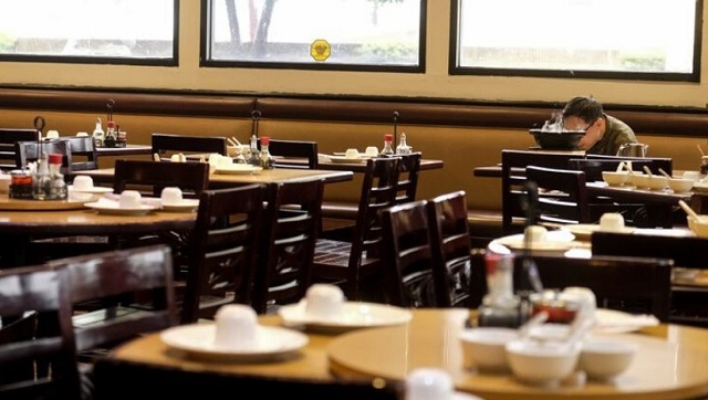 Delhi logs 21,259 fresh COVID cases, 23 deaths; restaurant owners seek review of dine-in decision Delhi logs 21,259 fresh COVID cases, 23 deaths; restaurant owners seek review of dine-in decision