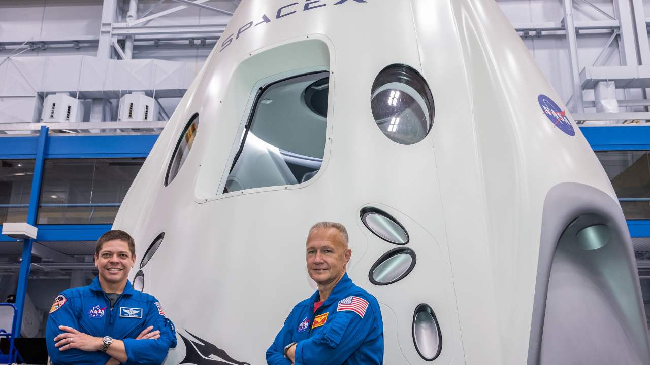 SpaceX Demo-2 capsule with NASA astronauts Doug Hurley and Bob Behnken ahead of their trip to the Space Station. Image: NASA