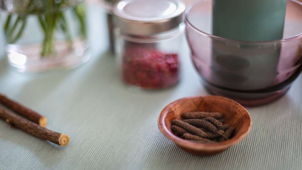 5 food combinations that are unhealthy according to Ayurveda 5 food combinations that are unhealthy according to Ayurveda